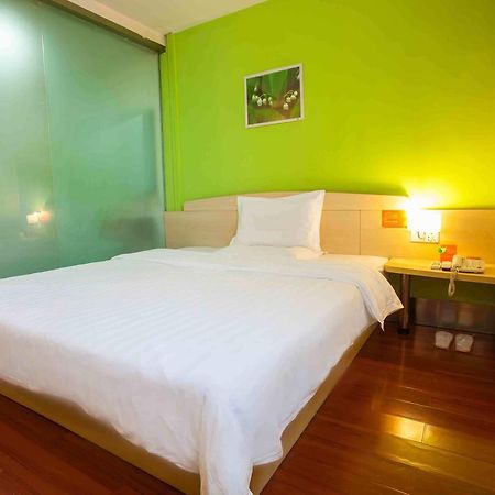 7Days Inn Wuhan Zhuankou Development Zone Jianghan University Kamer foto