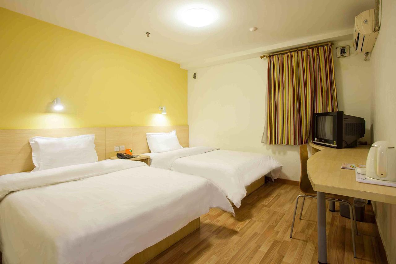 7Days Inn Wuhan Zhuankou Development Zone Jianghan University Kamer foto